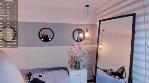chelsea_bolton_ online show from June 18, 1:37 pm
