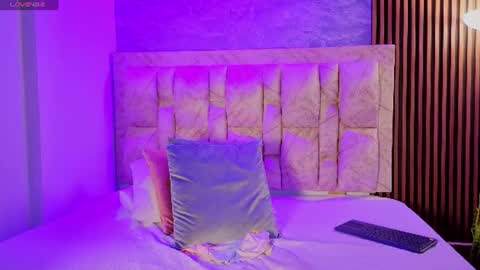 Snapshot of chelsea_dalea chatting on July 7, 9:30 pm chelsea_dalea online show from July 7, 9:30 pm