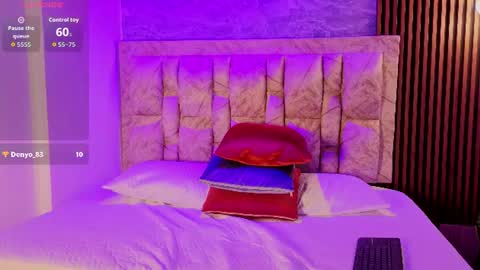 Snapshot of chelsea_dalea chatting on July 22, 8:00 pm chelsea_dalea online show from July 22, 8:00 pm