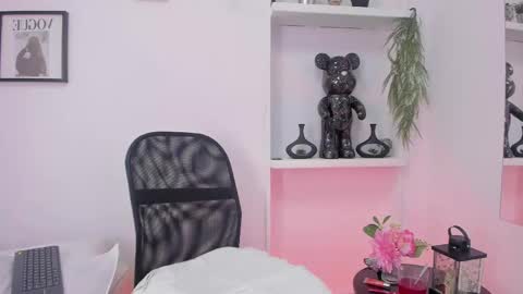 Chelsea  online show from September 9, 5:34 pm