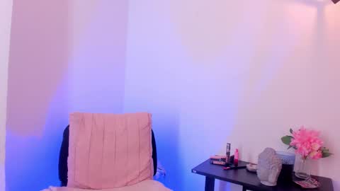 Chelsea  online show from November 7, 8:09 pm