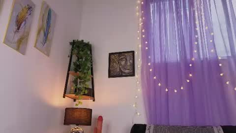 Chelsy Rouse online show from July 6, 8:33 pm