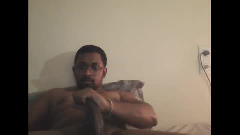 Snapshot of chennaibull1011 chatting on March 17, 7:17 pm chennaibull1011 online show from March 17, 7:17 pm