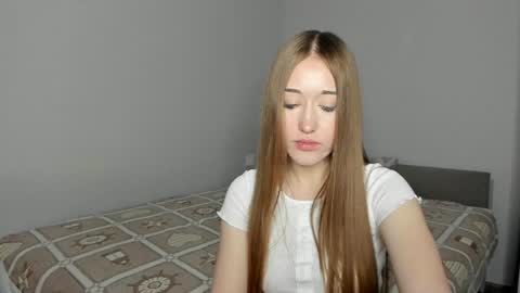 cher_ry online show from July 27, 2:51 am