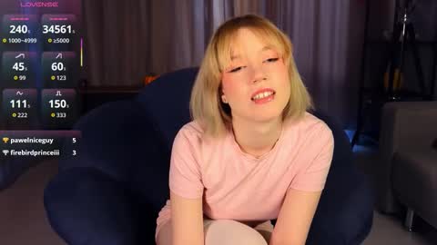 Snapshot of cherlynreece chatting on March 20, 3:11 am Hello guys Im Hanna online show from March 20, 3:11 am