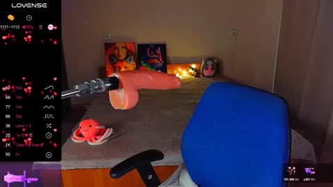 Emily online show from December 19, 2:46 pm