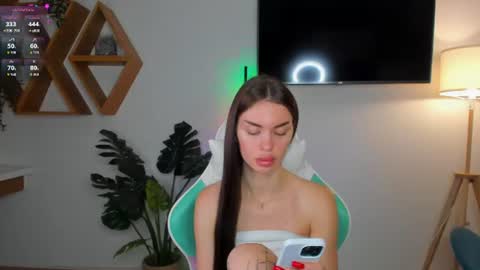 Snapshot of cherry__kiss chatting on June 12, 6:34 am Cherry Kiss online show from June 12, 6:34 am