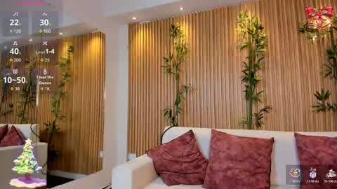 Snapshot of cherry_blossomn_ chatting on December 13, 7:53 pm Cherry blossom From 1400 to 2200 Col Time online show from December 13, 7:53 pm