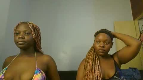 Snapshot of cherry_charm1 chatting on March 7, 9:06 am Fafa online show from March 7, 9:06 am