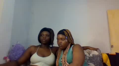 Snapshot of cherry_charm1 chatting on March 23, 10:03 pm Fafa online show from March 23, 10:03 pm