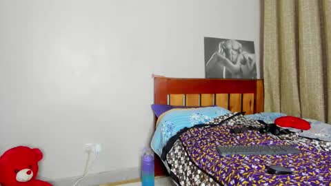 cherry_falls online show from November 21, 8:29 pm