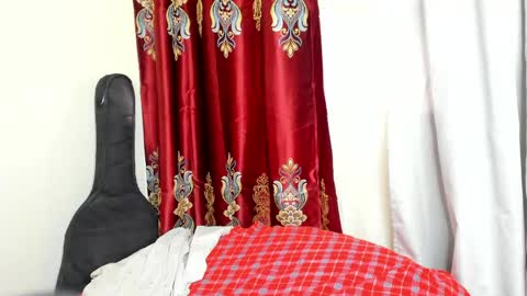 cherry_falls online show from June 3, 9:34 am