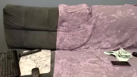 Snapshot of cherry_hell chatting on February 3, 6:22 am Astrid online show from February 3, 6:22 am