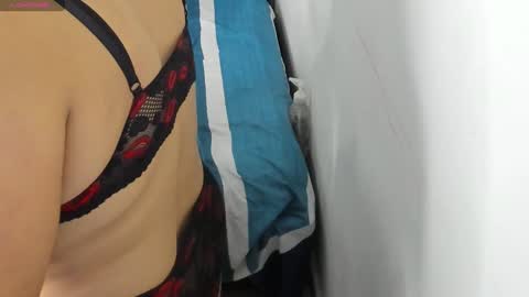 cherry hottt1 online show from December 9, 4:01 am