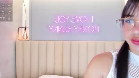 C H E R R Y  online show from January 10, 10:39 am