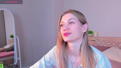 cherry_pr1ce online show from January 19, 12:58 am