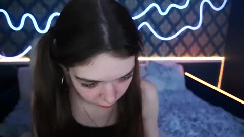 Snapshot of cherry_wipe chatting on December 6, 5:00 pm Cherry Wipe online show from December 6, 5:00 pm