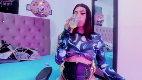 Snapshot of cherry_wish chatting on June 11, 1:31 pm cherry_wish online show from June 11, 1:31 pm