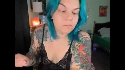 Snapshot of cherryb0mbb0mb chatting on November 2, 5:32 am CherryBombBomb online show from November 2, 5:32 am