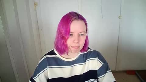 Snapshot of cherrybaby_0 chatting on February 22, 8:13 am cherrybaby_0 online show from February 22, 8:13 am