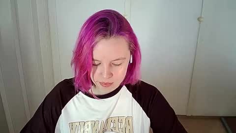 Snapshot of cherrybaby_0 chatting on February 28, 8:59 am cherrybaby_0 online show from February 28, 8:59 am