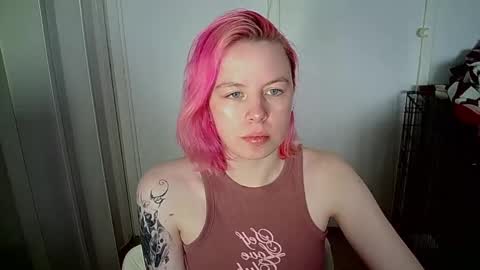 Snapshot of cherrybaby_0 chatting on April 9, 9:15 am cherrybaby_0 online show from April 9, 9:15 am