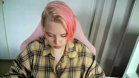Snapshot of cherrybaby_0 chatting on June 15, 11:01 am cherrybaby_0 online show from June 15, 11:01 am