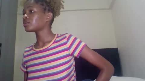 Snapshot of cherryblossom2002 chatting on March 1, 4:09 pm Cherryblossom2002 online show from March 1, 4:09 pm