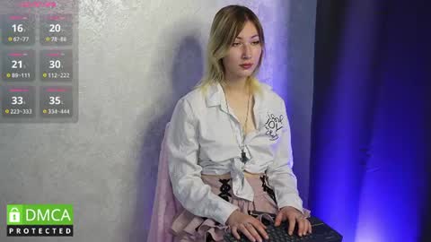 Snapshot of cherryblossomvibe chatting on June 12, 11:42 am Cherry online show from June 12, 11:42 am