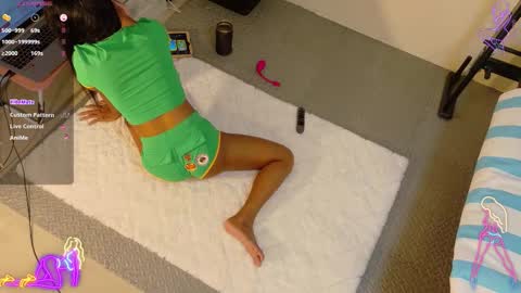 Cherry online show from November 18, 2:06 am