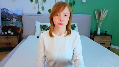 cherrycrushlove online show from March 23, 5:33 am