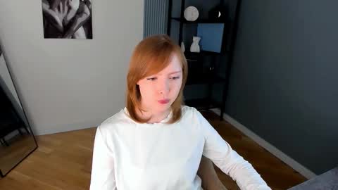 cherrycrushlove online show from March 25, 5:46 am