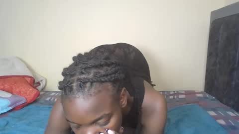 Snapshot of cherrye_bonny2 chatting on May 16, 11:31 am Cherry online show from May 16, 11:31 am