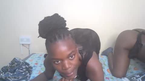 Snapshot of cherrye_bonny2 chatting on May 29, 9:02 pm Cherry online show from May 29, 9:02 pm
