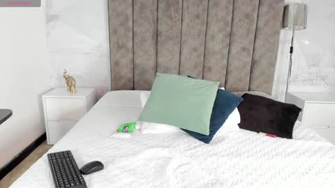 Cherry online show from December 1, 8:31 pm