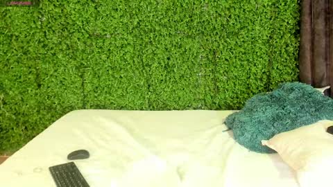 Cherry online show from December 13, 4:05 pm