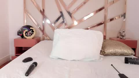 Cherry online show from February 26, 11:48 pm