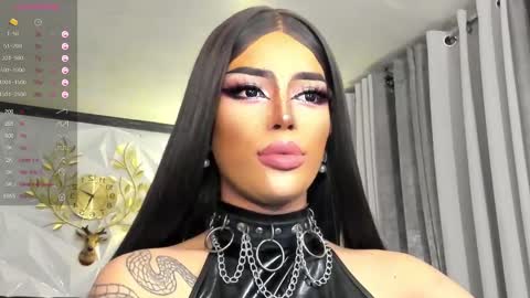 Snapshot of cherryharper chatting on December 2, 6:30 am THE ALPHA GODDESSOFSEXUALDESIRE online show from December 2, 6:30 am