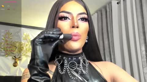 Snapshot of cherryharper chatting on December 2, 9:35 am THE ALPHA GODDESSOFSEXUALDESIRE online show from December 2, 9:35 am