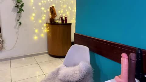 Snapshot of cherryjinx chatting on April 15, 7:58 pm cherryjinx online show from April 15, 7:58 pm