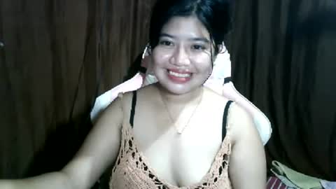 Snapshot of cherrykisses29 chatting on July 11, 8:28 am Cherry online show from July 11, 8:28 am