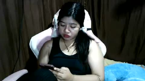 Snapshot of cherrykisses29 chatting on July 30, 1:48 am Cherry online show from July 30, 1:48 am