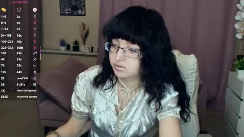 Snapshot of cherrylanding chatting on May 25, 6:58 pm Isabel online show from May 25, 6:58 pm