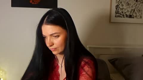 Snapshot of cherryluxe_ chatting on May 22, 7:19 pm Kira online show from May 22, 7:19 pm