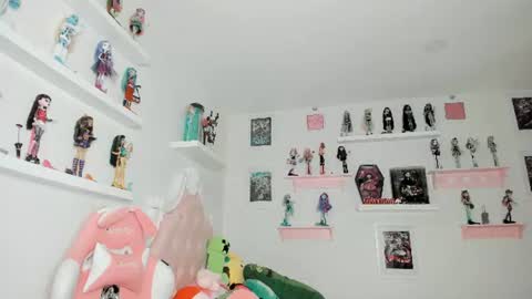 cherrycute666 online show from June 26, 3:22 am