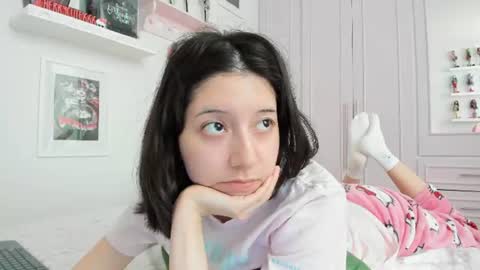 cherrycute666 online show from July 1, 10:53 pm