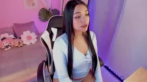 Mely online show from June 27, 11:26 am