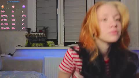 Snapshot of cherrypepperkiss chatting on February 22, 1:42 pm Lysia online show from February 22, 1:42 pm