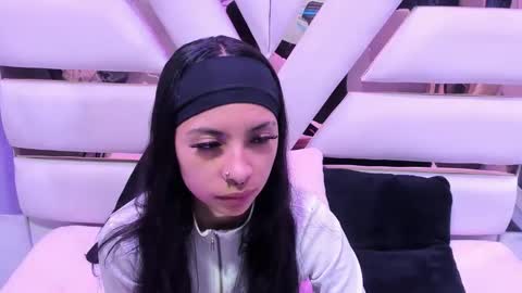 cherrysweetl_ online show from June 2, 1:02 pm