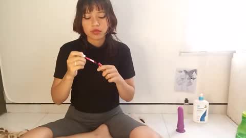 Cherry  online show from December 12, 9:48 pm